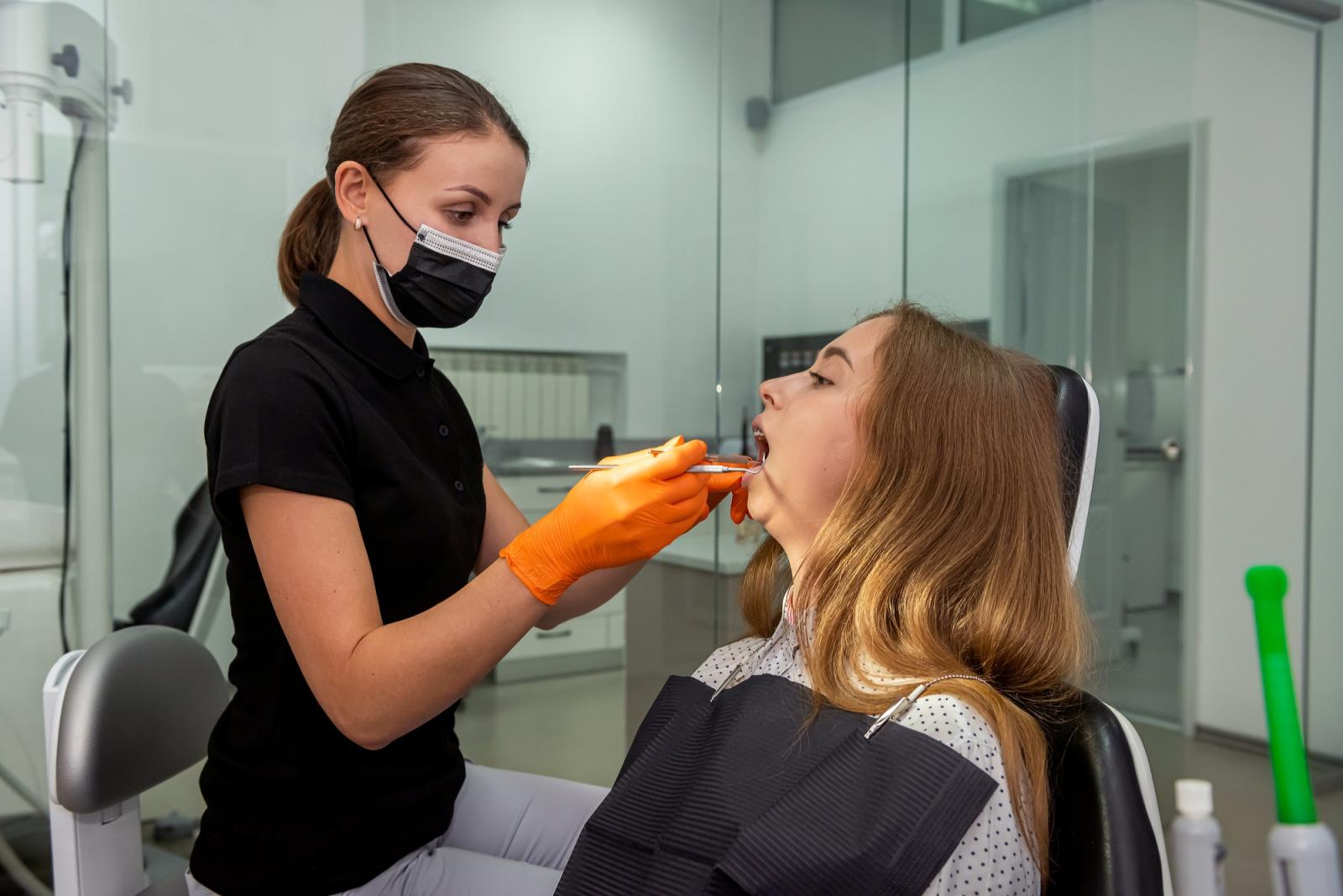 ¿Cada Cuánto Deberías Ir al Dentista? Mitos y Realidad